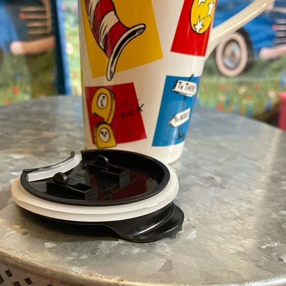 Dr Seuss ceramic tumbler NWT - Picture 7 of 10